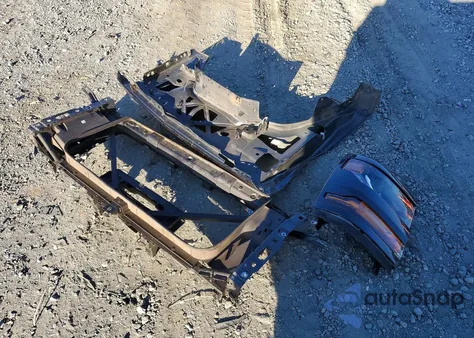 2018 Chevrolet Silverado K1500 Lt z USA, uszkodzony, nr VIN 3GCUKREC5JG466832